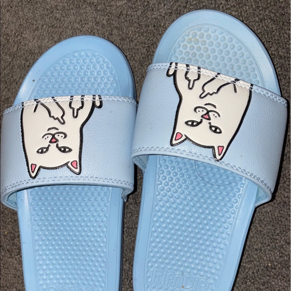 Rip and dip sandals